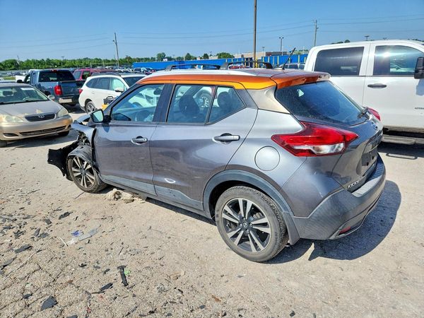 2019 NISSAN KICKS