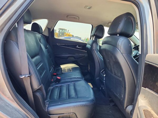 2016 KIA SORENTO EX