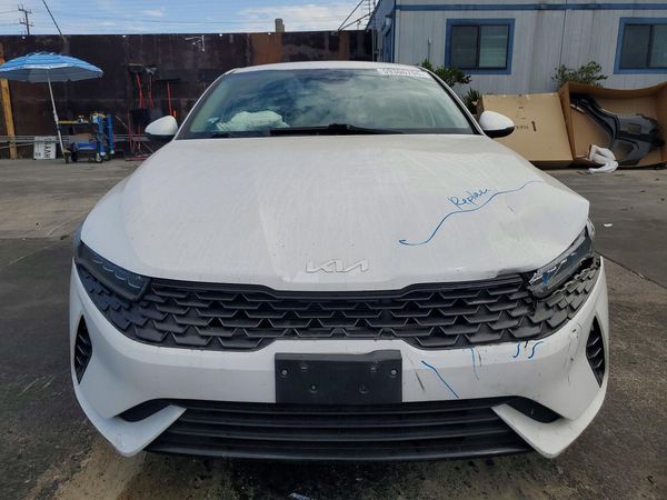 2022 KIA K5 LXS