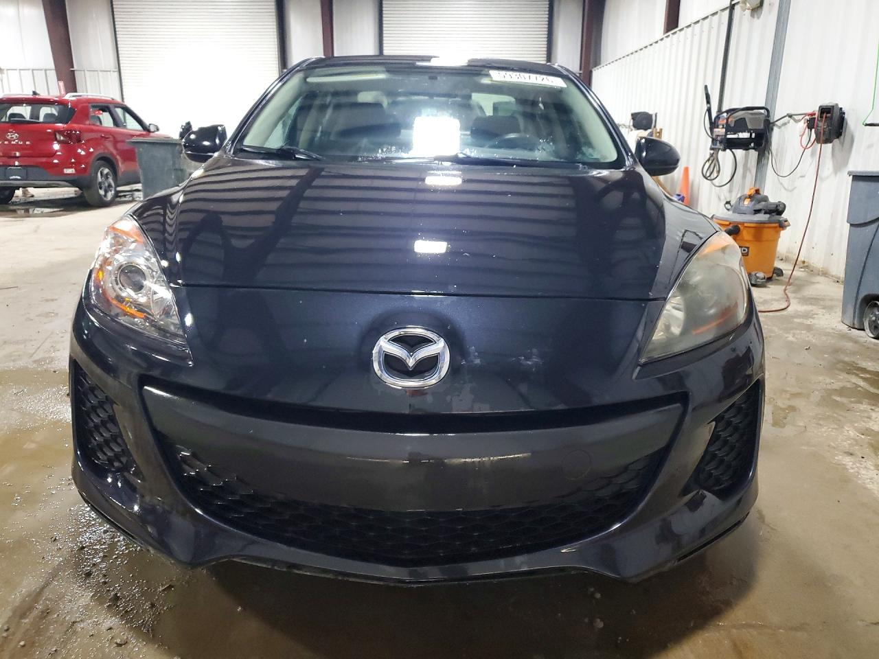 2013 MAZDA 3 SV/Base