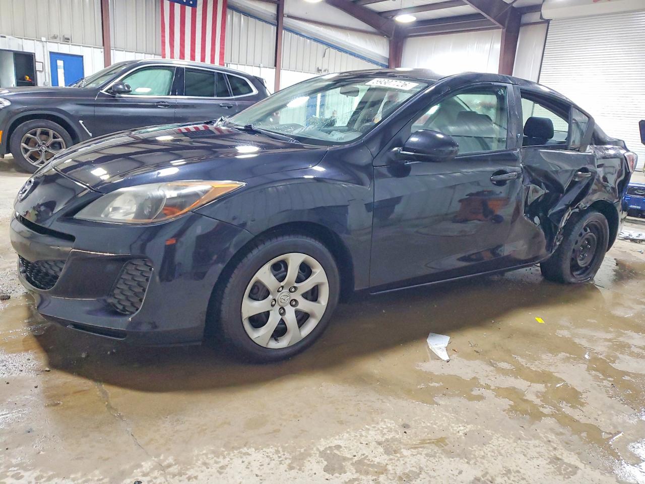 2013 MAZDA 3 SV/Base