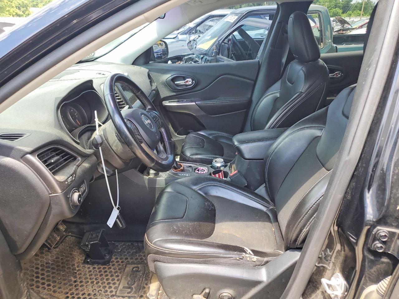2020 JEEP CHEROKEE LATITUDE PLUS 4X4
