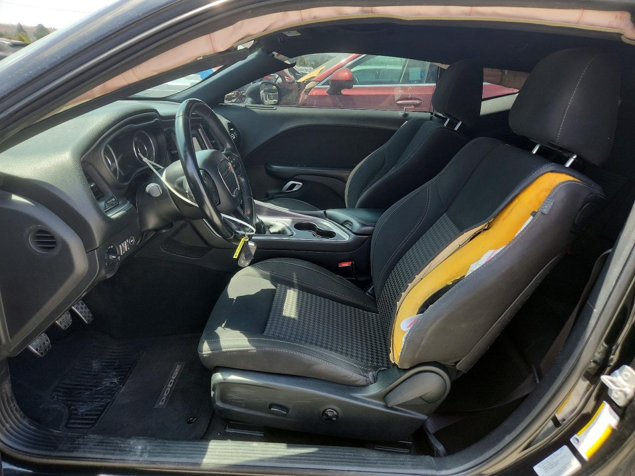 2015 DODGE CHALLENGER SXT