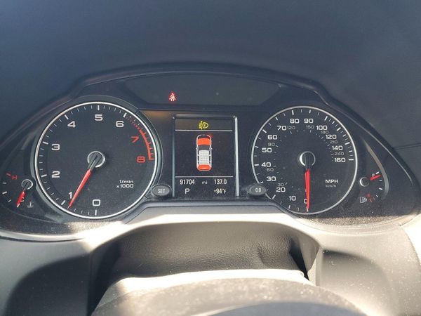 2017 AUDI Q5 quattro Premium Plus