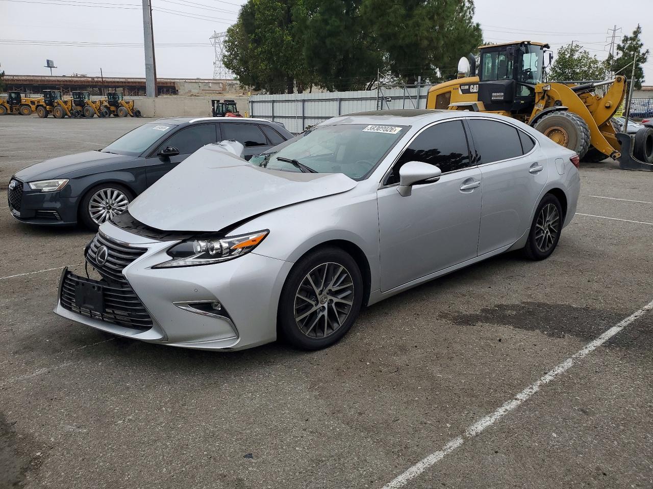 2016 LEXUS ES