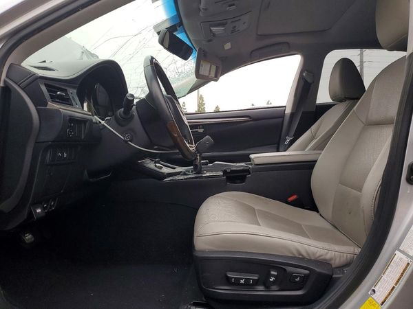 2016 LEXUS ES
