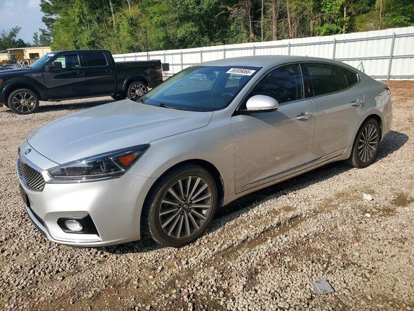 2018 KIA CADENZA Premium (Base)