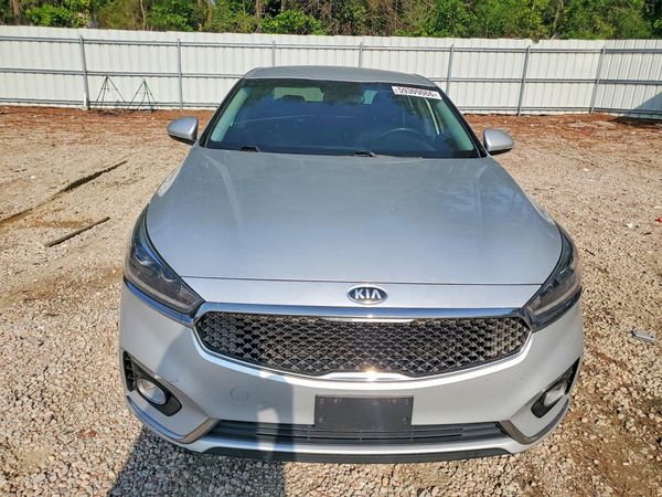 2018 KIA CADENZA Premium (Base)