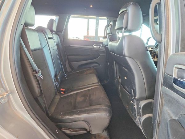 2020 JEEP GRAND CHEROKEE LAREDO 4X4