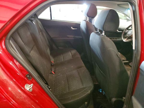 2020 KIA RIO 5-DOOR LX, S