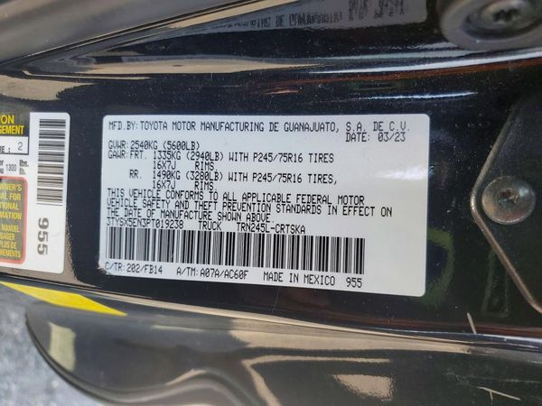 2023 TOYOTA TACOMA SR5