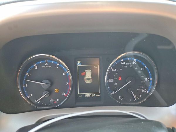 2016 TOYOTA RAV4 XLE (M Grade)