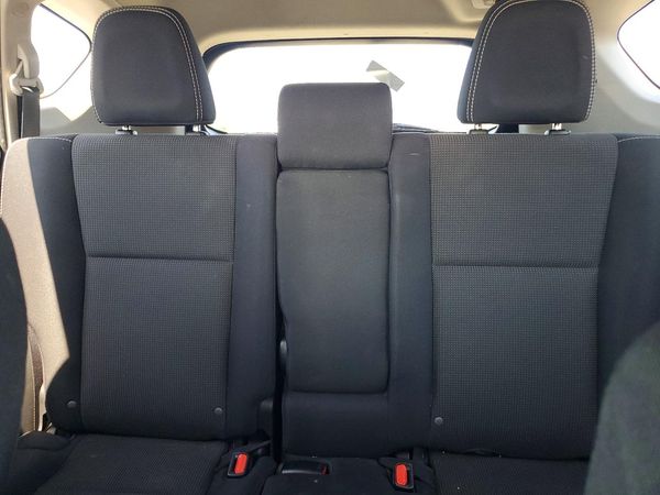 2016 TOYOTA RAV4 XLE (M Grade)
