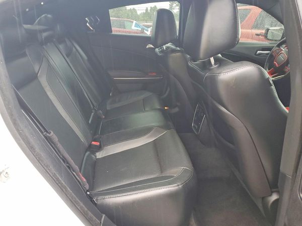 2016 DODGE CHARGER SXT
