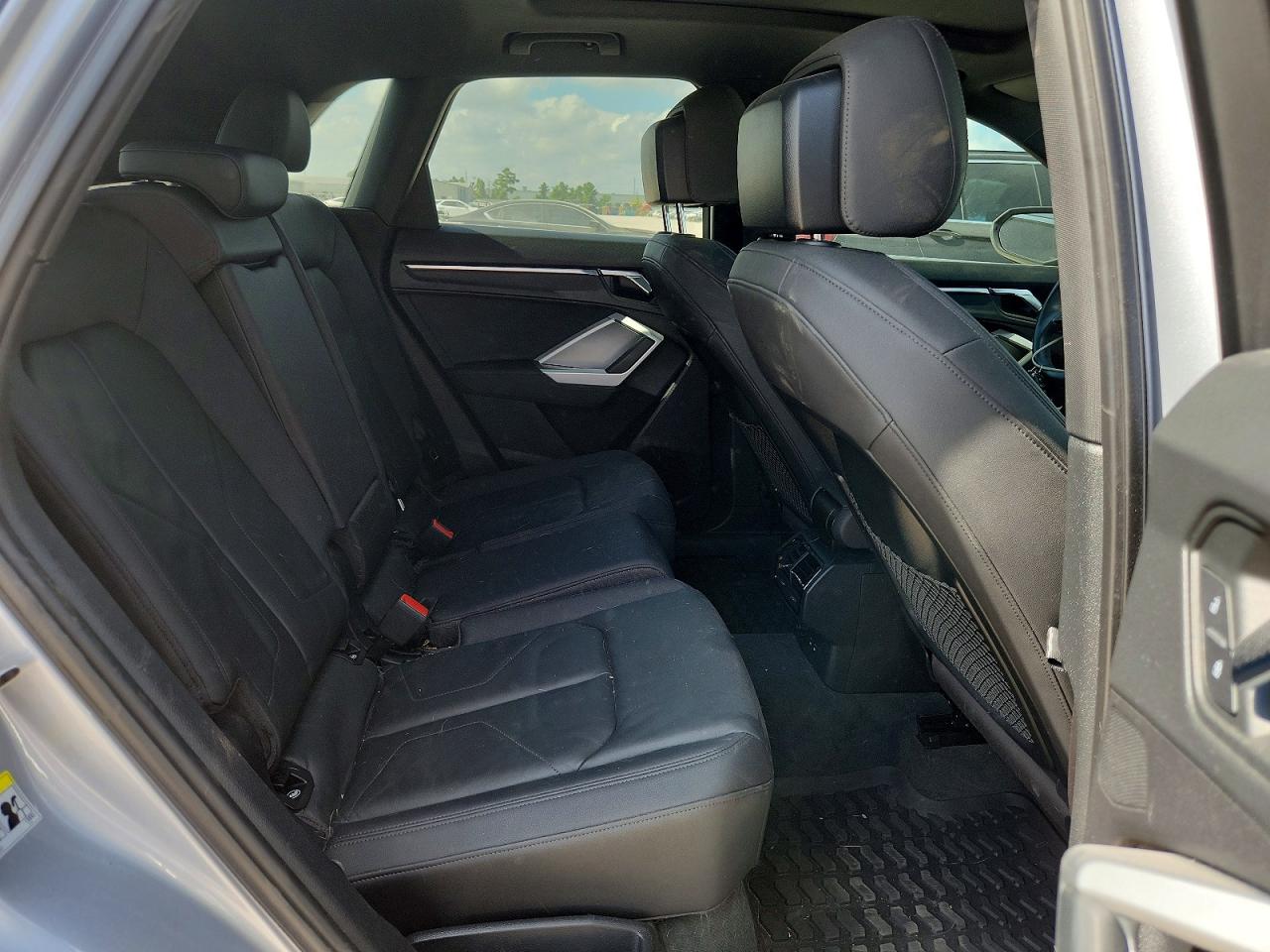 2020 AUDI Q3 quattro Premium