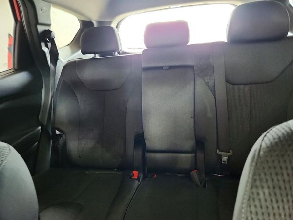2021 HYUNDAI SANTA FE SEL w/ Convenience Pkg