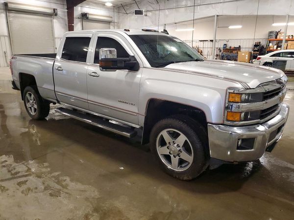 2019 CHEVROLET SILVERADO LTZ