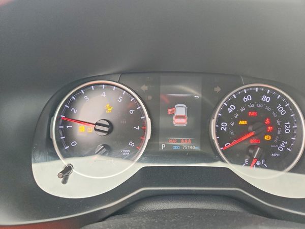 2020 TOYOTA RAV4 LE