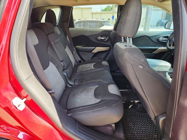 2017 JEEP CHEROKEE Sport