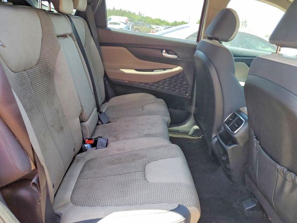 2019 HYUNDAI SANTA FE SE