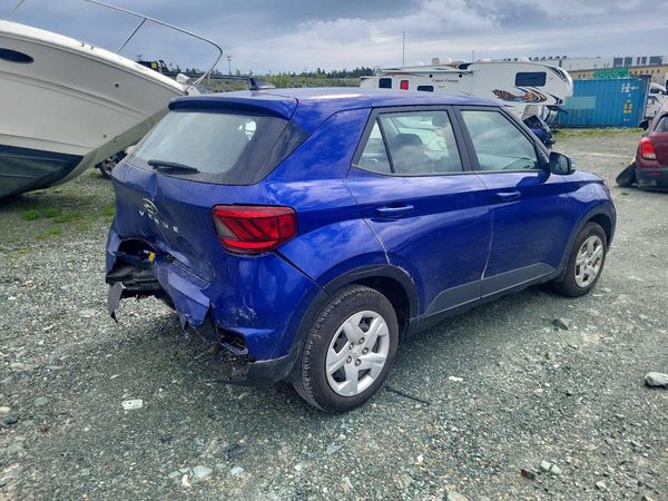 2021 HYUNDAI VENUE SE