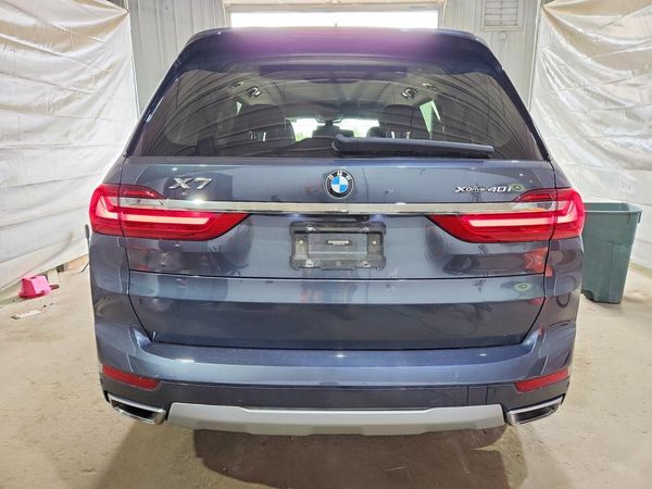 2022 BMW X7 xDrive40i