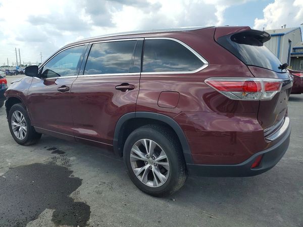 2015 TOYOTA HIGHLANDER
