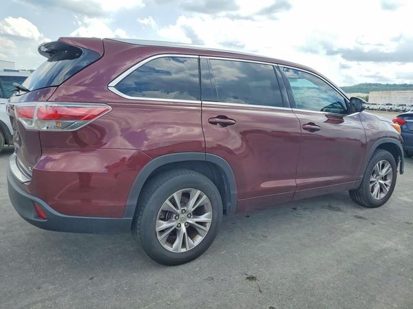 2015 TOYOTA HIGHLANDER