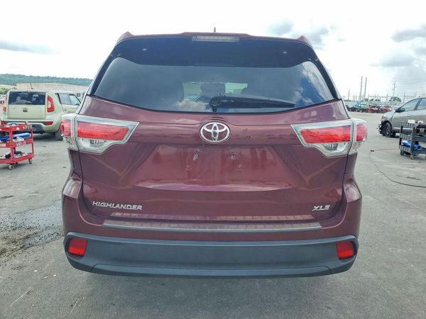 2015 TOYOTA HIGHLANDER