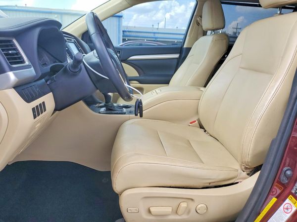 2015 TOYOTA HIGHLANDER