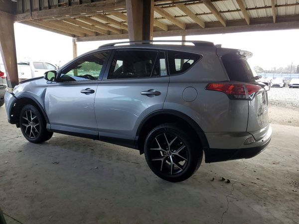 2018 TOYOTA RAV4 SE