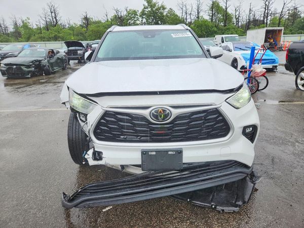 2023 TOYOTA HIGHLANDER