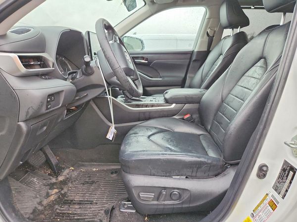 2023 TOYOTA HIGHLANDER