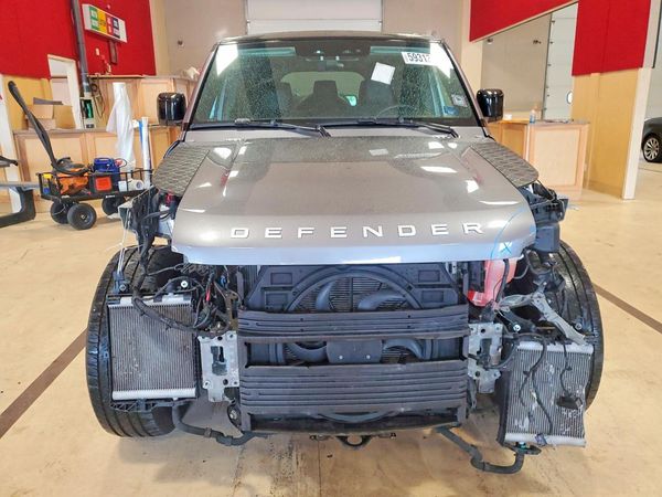 2020 LAND ROVER DEFENDER 110 HSE