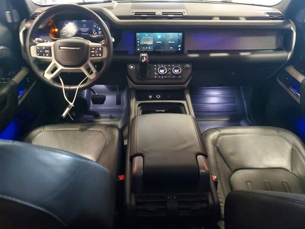 2020 LAND ROVER DEFENDER 110 HSE