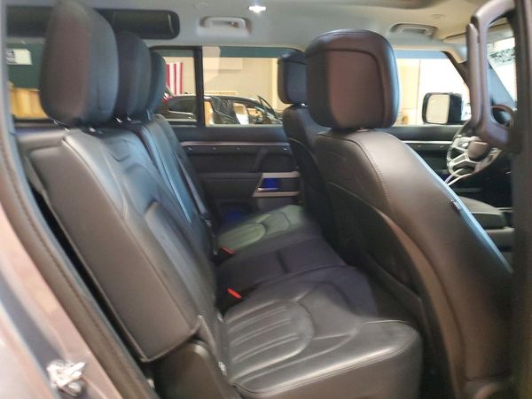 2020 LAND ROVER DEFENDER 110 HSE