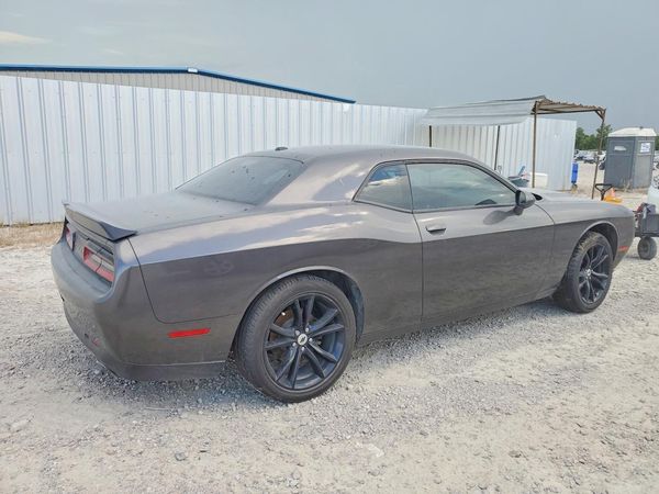 2018 DODGE CHALLENGER SXT