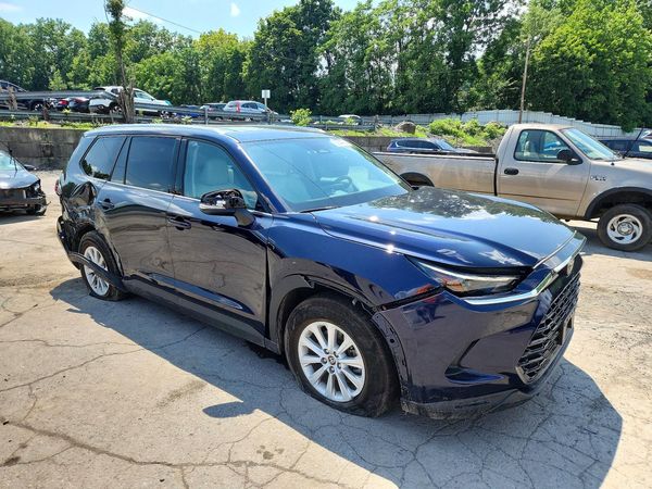 2025 TOYOTA GRAND HIGHLANDER