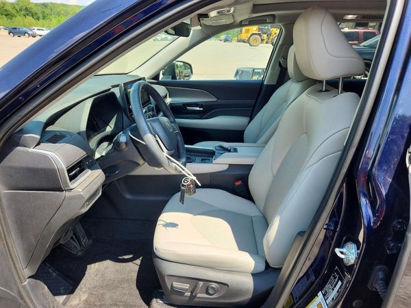 2025 TOYOTA GRAND HIGHLANDER