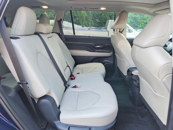 2025 TOYOTA GRAND HIGHLANDER