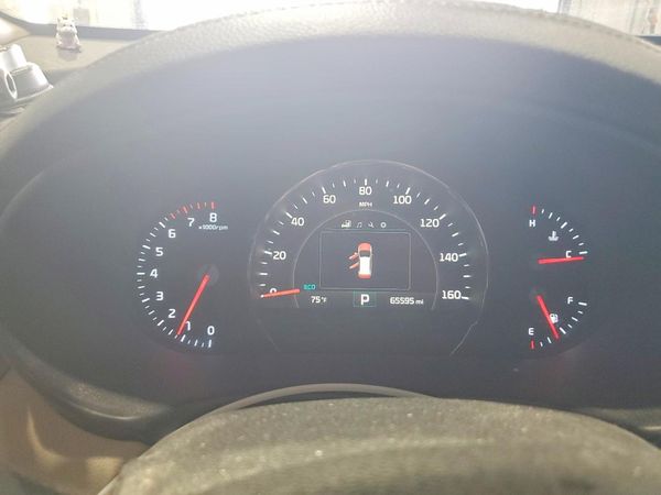 2017 KIA SORENTO L, LX