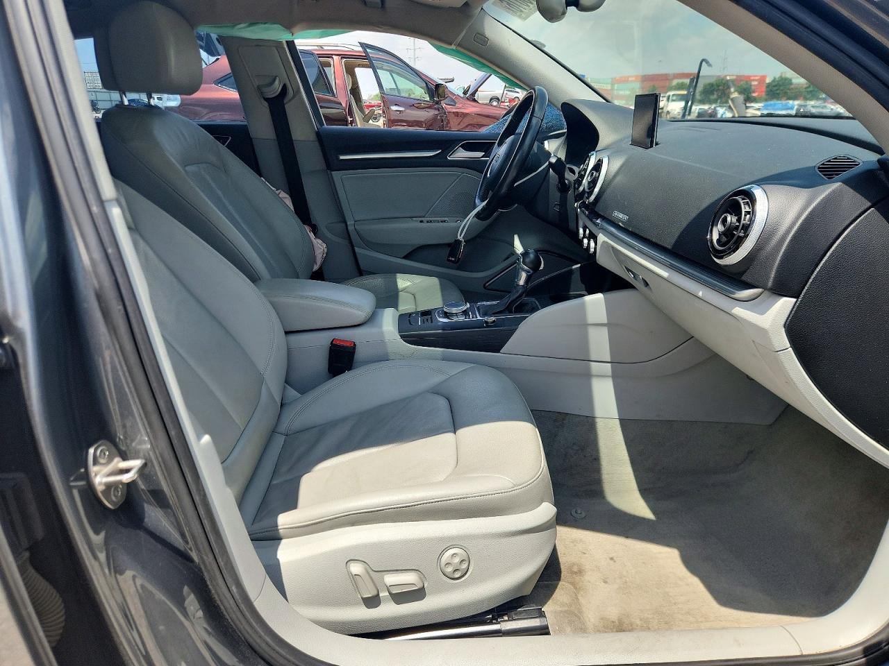 2016 AUDI A3