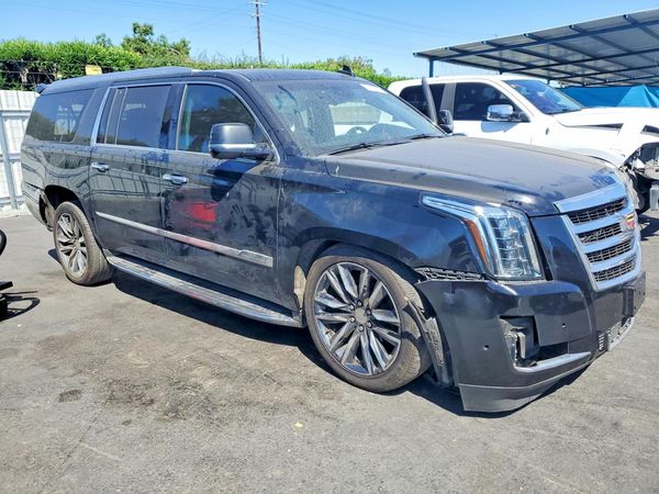 2018 CADILLAC ESCALADE ESV Luxury