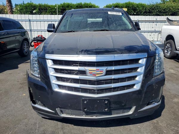 2018 CADILLAC ESCALADE ESV Luxury