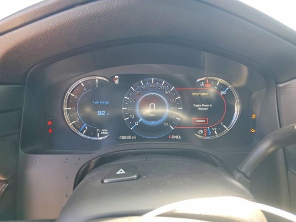 2018 CADILLAC ESCALADE ESV Luxury