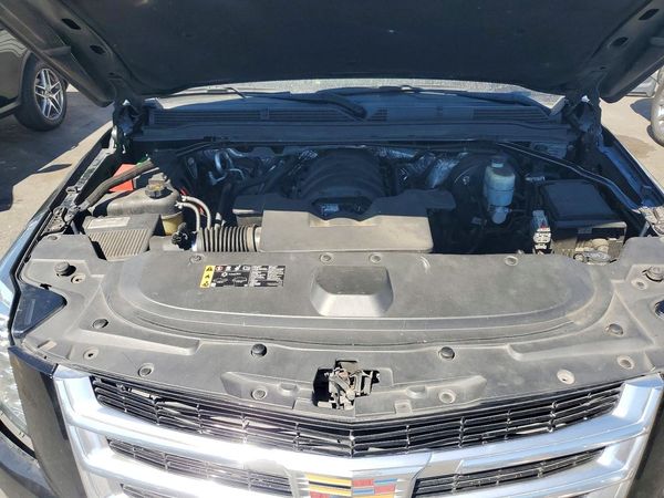2018 CADILLAC ESCALADE ESV Luxury