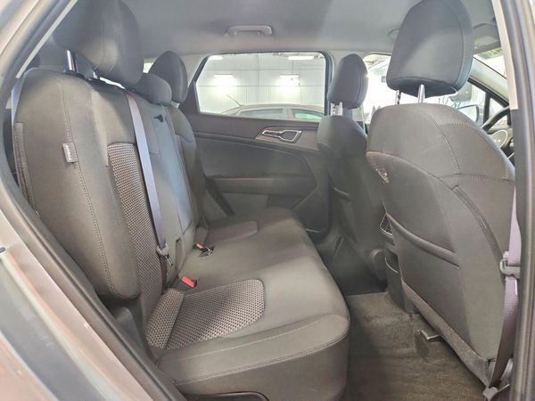 2025 KIA SPORTAGE LX