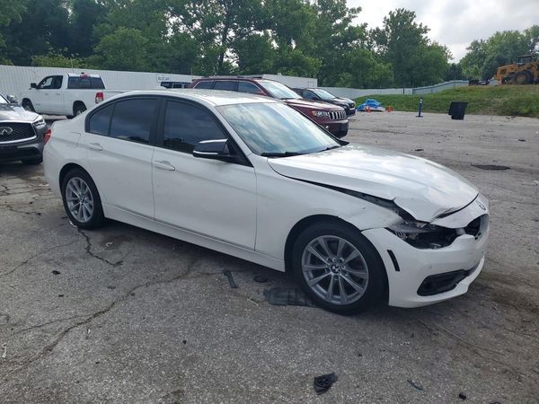 2016 BMW 320