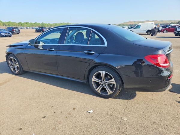 2018 MERCEDES-BENZ E E300