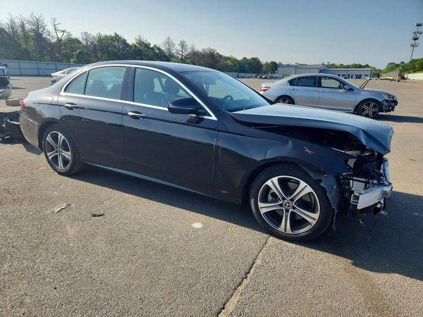 2018 MERCEDES-BENZ E E300